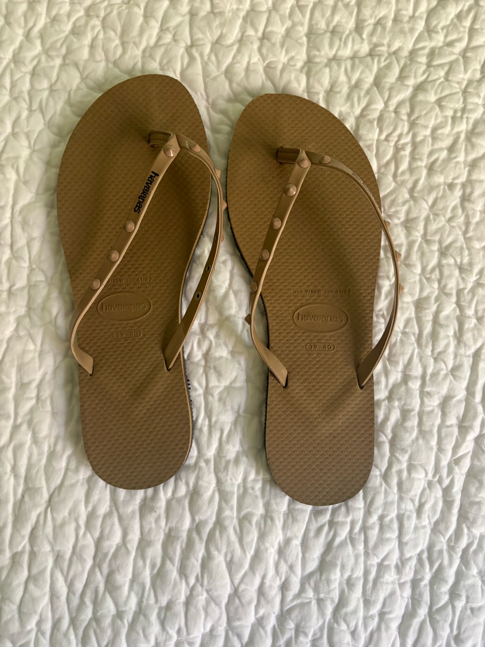 Havaianas Women’s Slim Studded Sandals in Brown